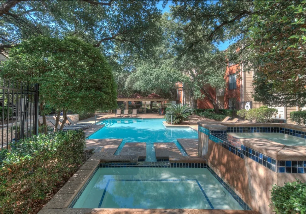 austin Apartment: 8524 Burnet rd