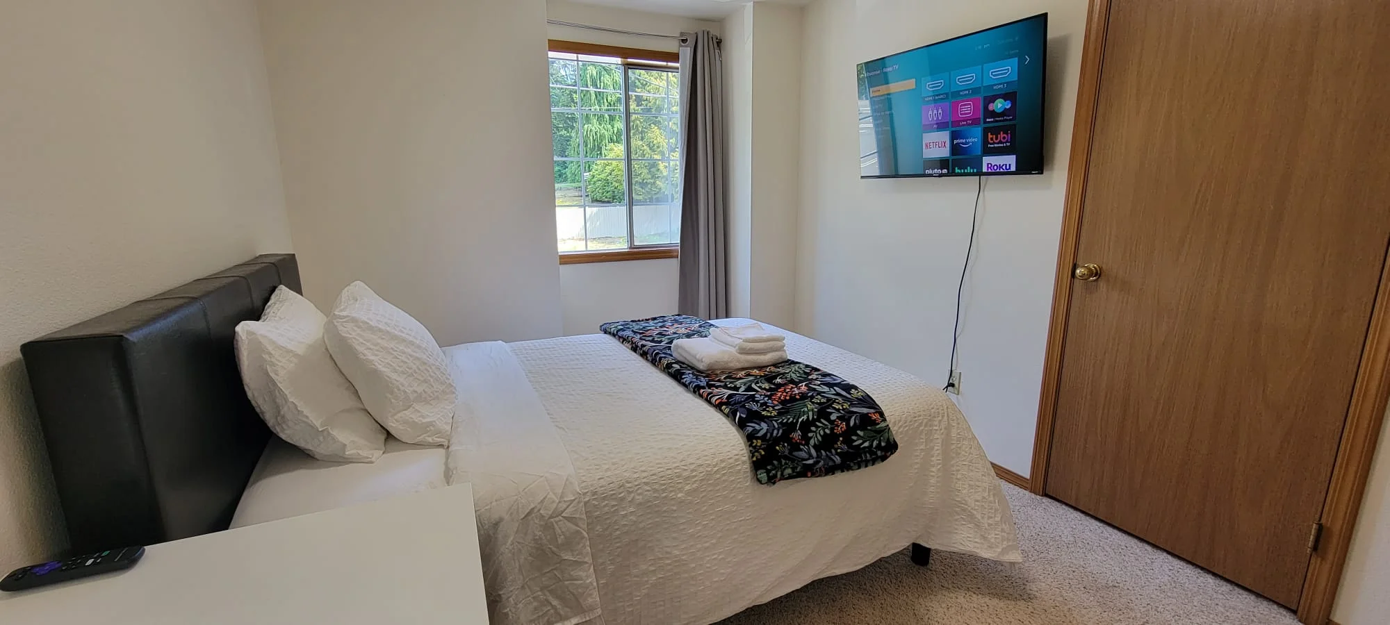 Shoreline House: 19925 Wallingford Ave N