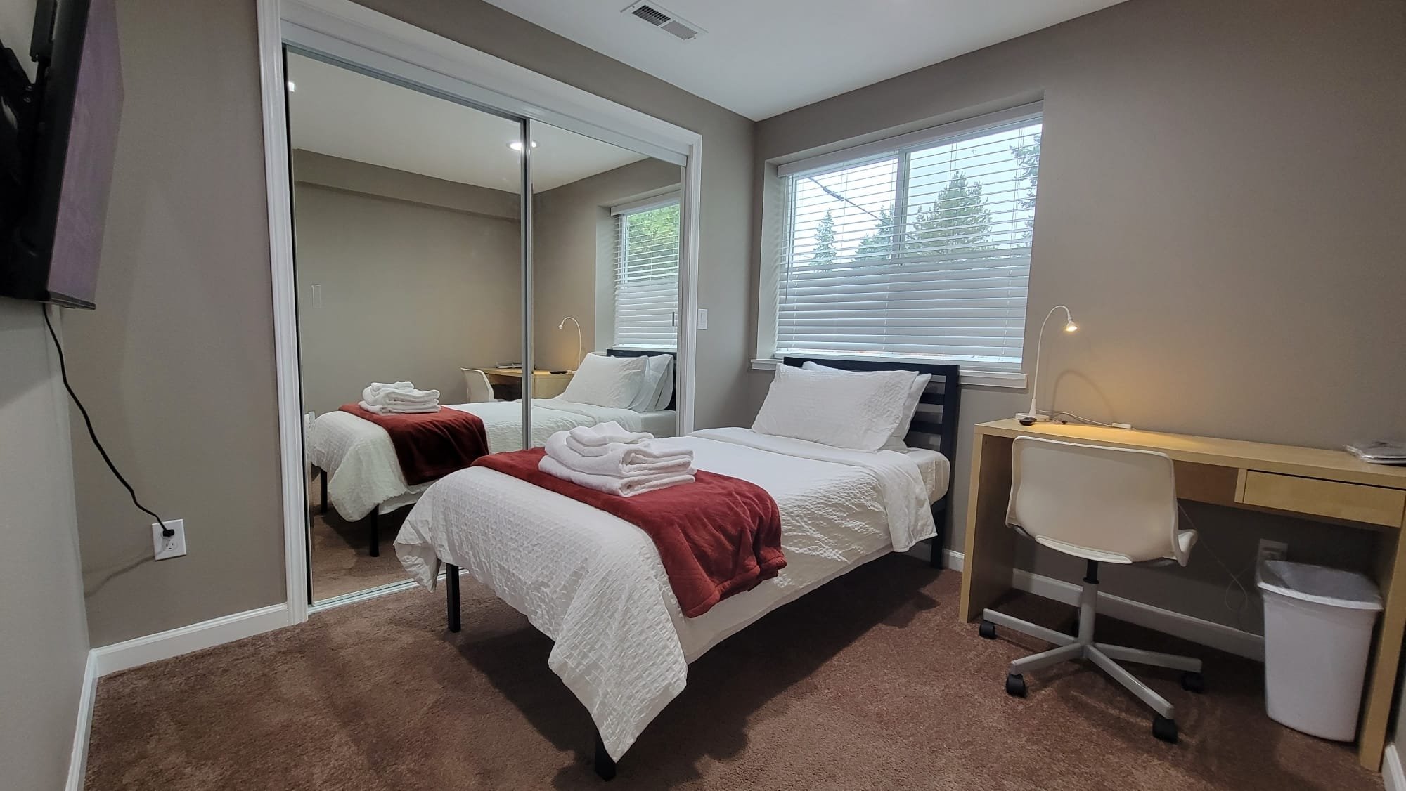 Shoreline House: 1803 North 200th Street