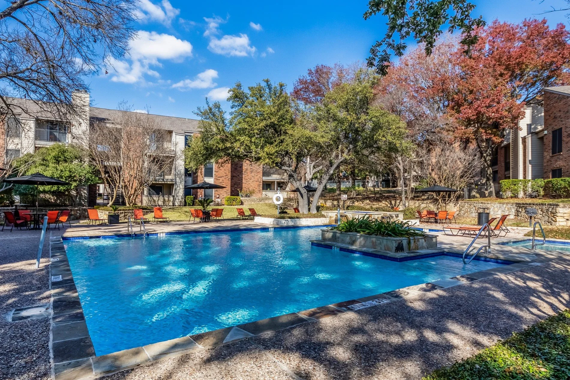 austin Apartment: 2000 Cedar Bend Dr