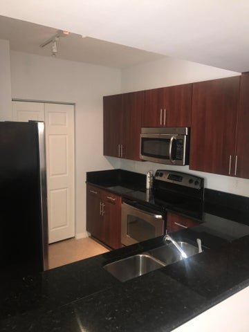 Palm Beach Gardens Condo: 4903 Midtown Lane 3201