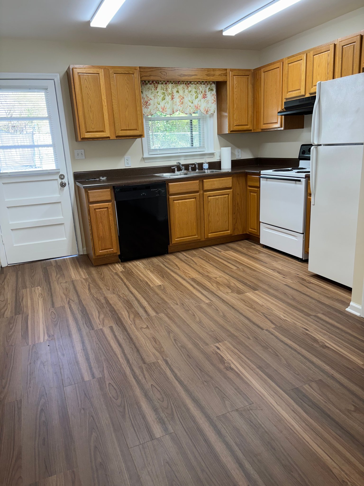 Douglasville House: 8686 Bowden St