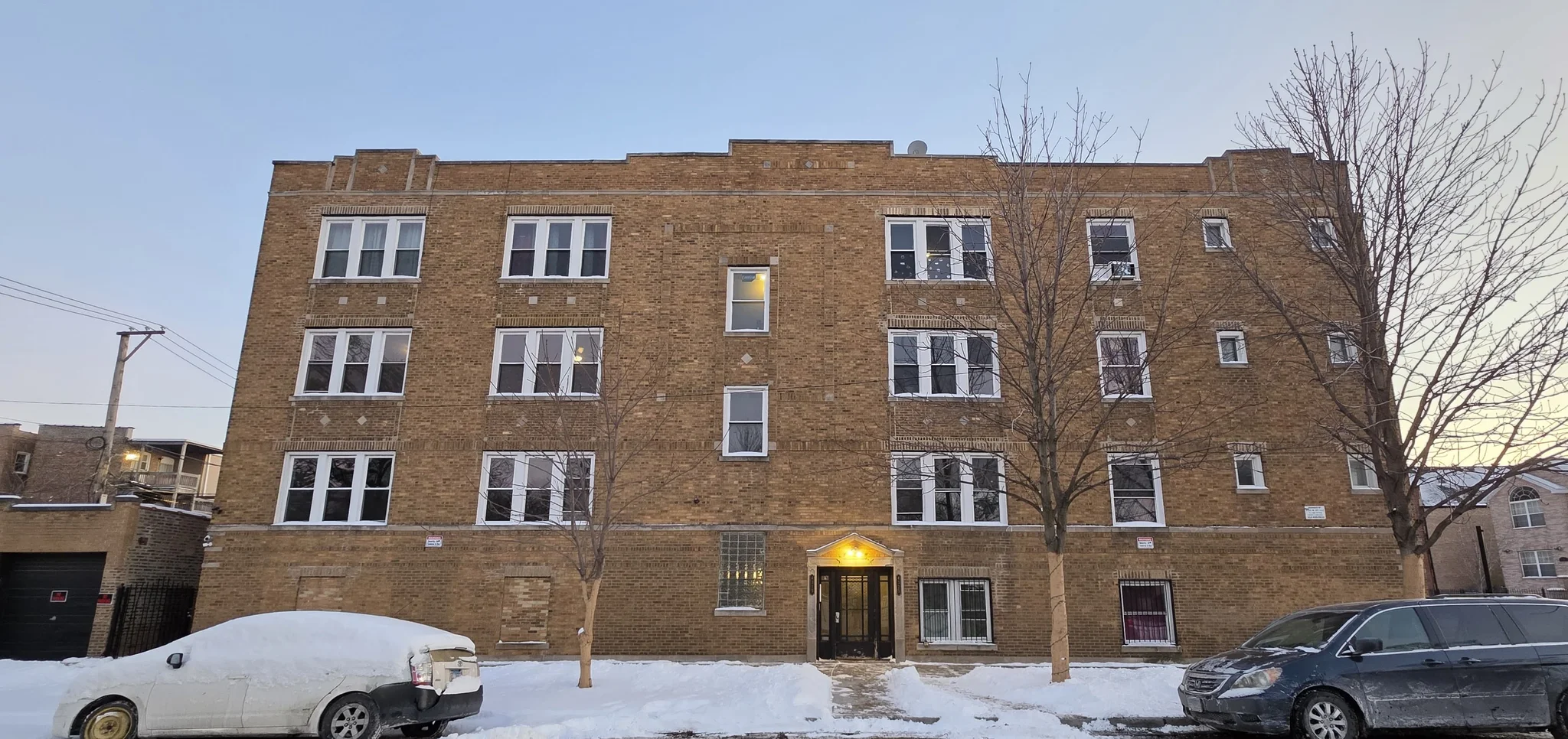 Chicago Apartment: 4315 W 15th St