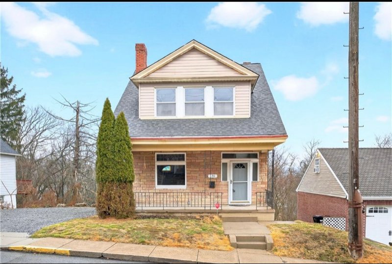 Pittsburgh House: 120 Bronx Ave