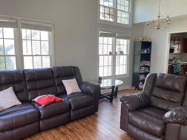 Cary House: 132 Swan Quarter Dr