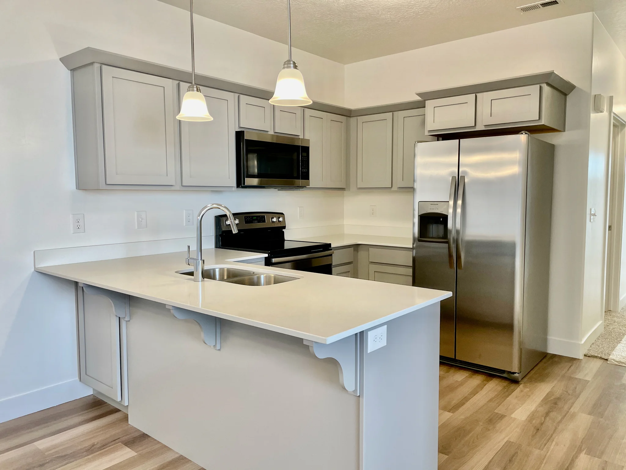 Vineyard Condo: 641 N 380 W