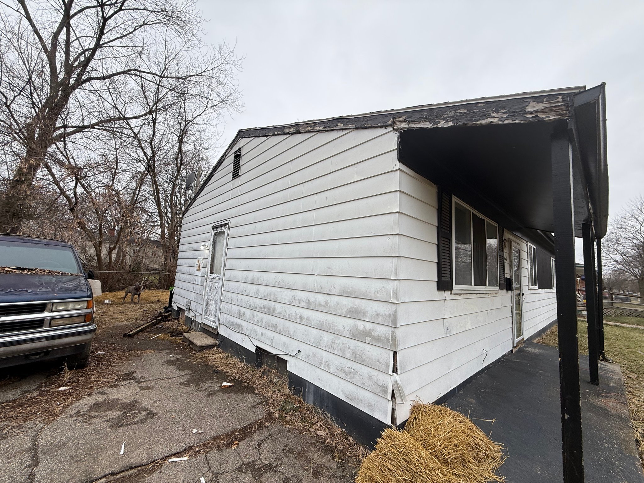 Mount Morris House: 6113 Natchez Dr