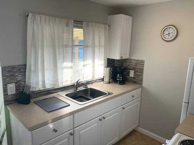 Jensen Beach Apartment: 13805 S Indian River Dr