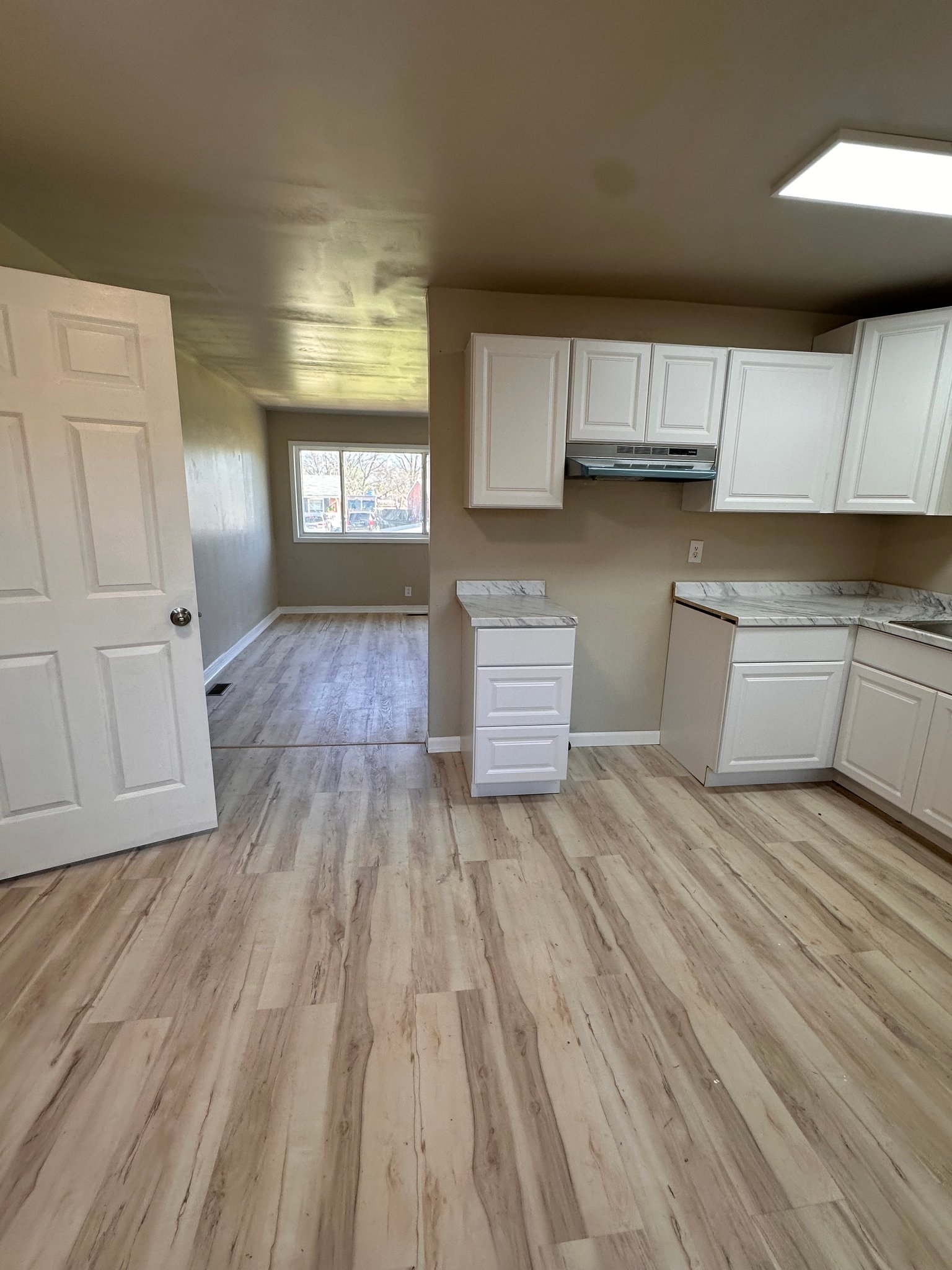 Louisville House: 4200 Narcissus Dr