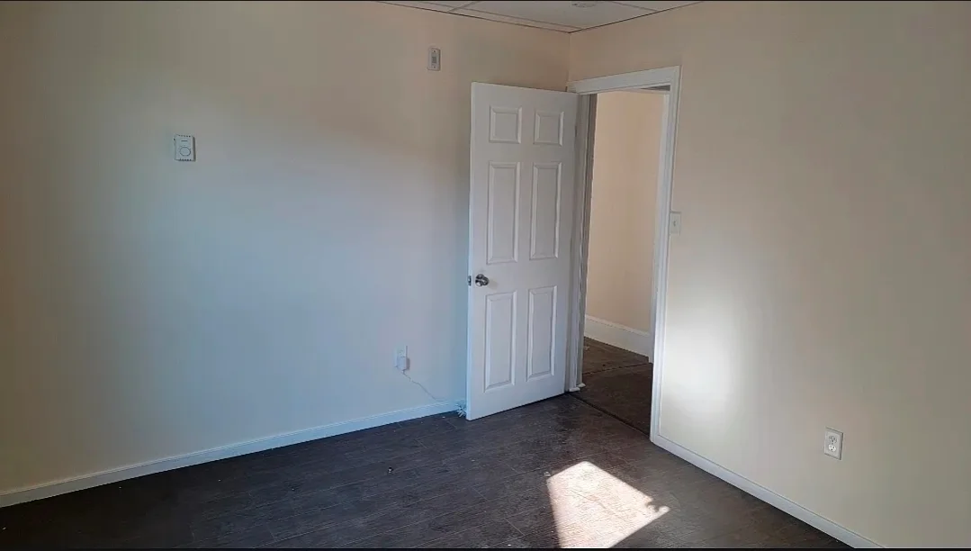 Millville Apartment: 224 N 2nd St