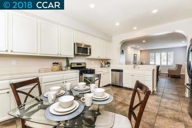 San Ramon Townhome: 1309 Amaryllis Cir