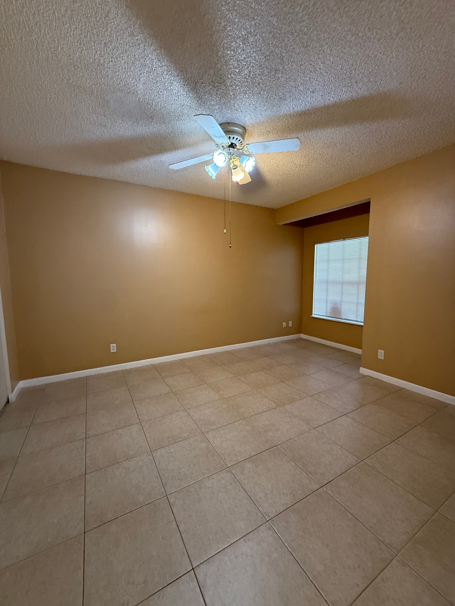 Tampa Condo: 12121 Armenia Gables Cir