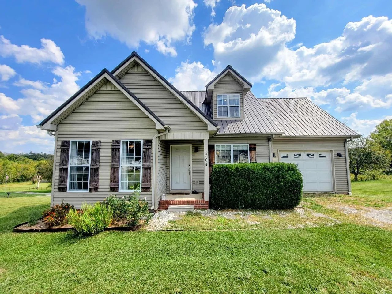 Cookeville House: 1764 Bouton Dr