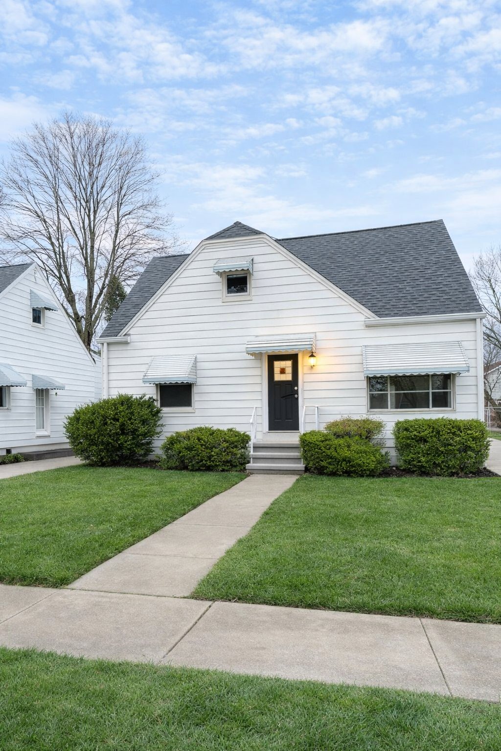 Garfield Heights House: 13201 York Blvd