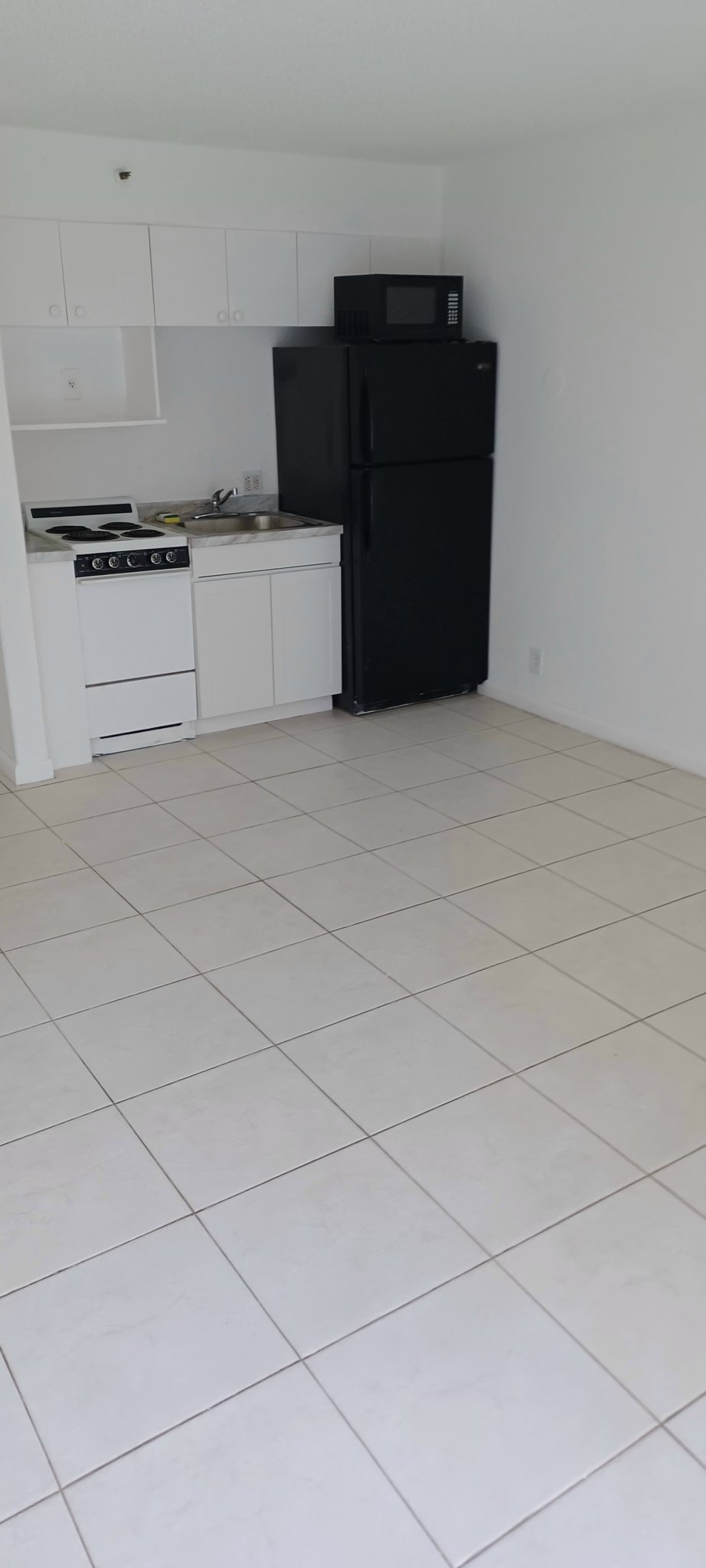 Miami Condo: 16450 NW 2 ave