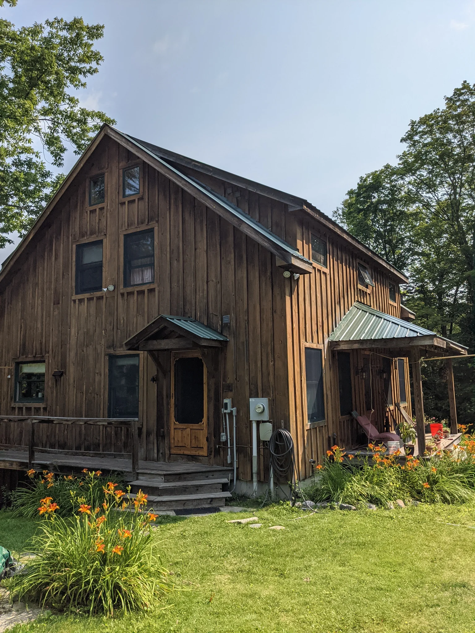 East Wallingford House: 341 Cy Parker Rd