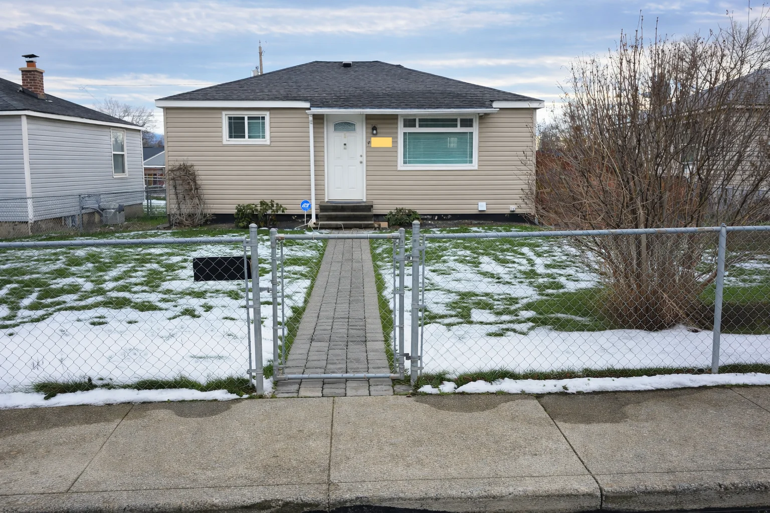 Spokane House: 4106 E Fairview Ave