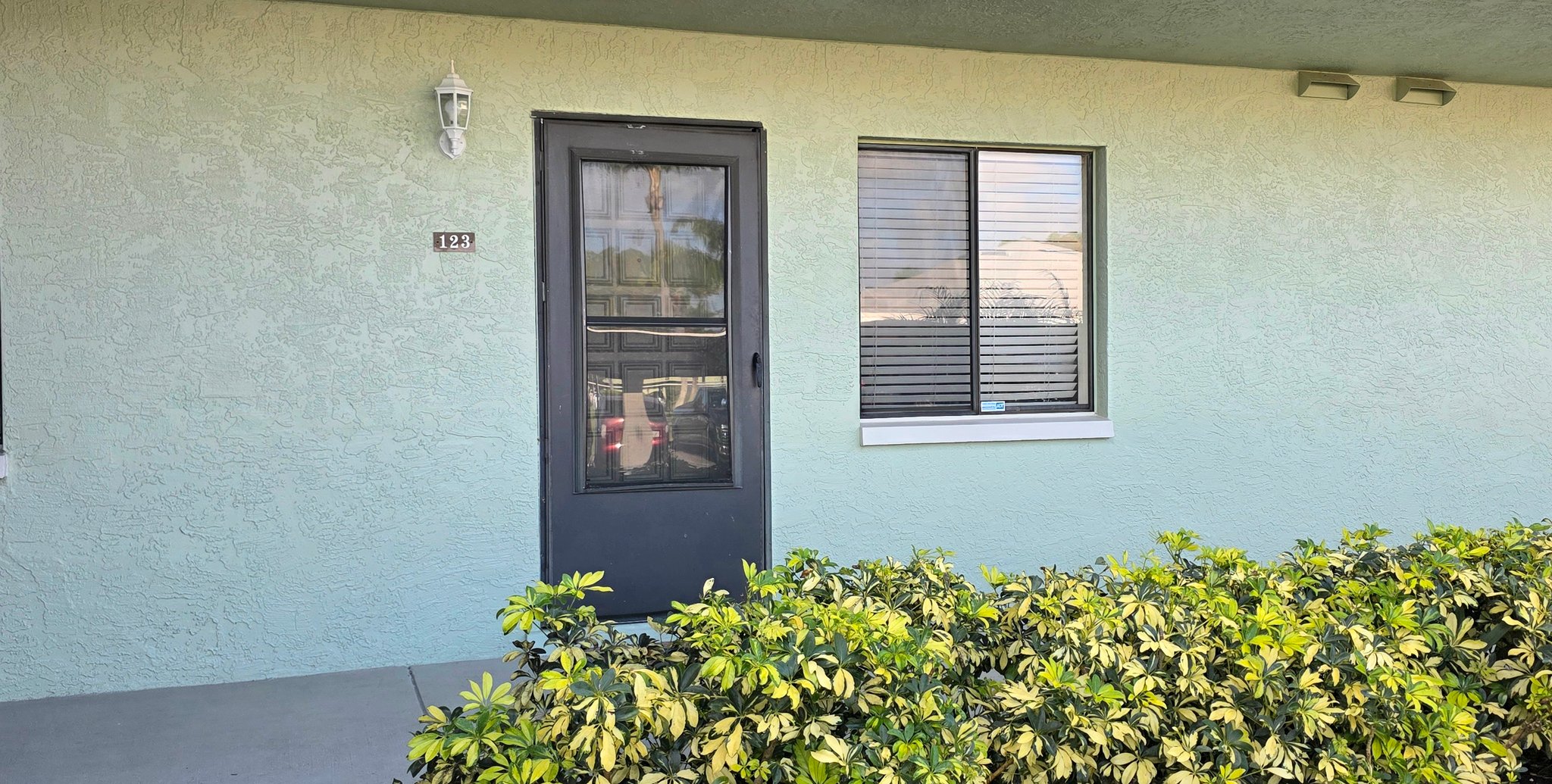 Oldsmar Condo: 123 Caryl Way