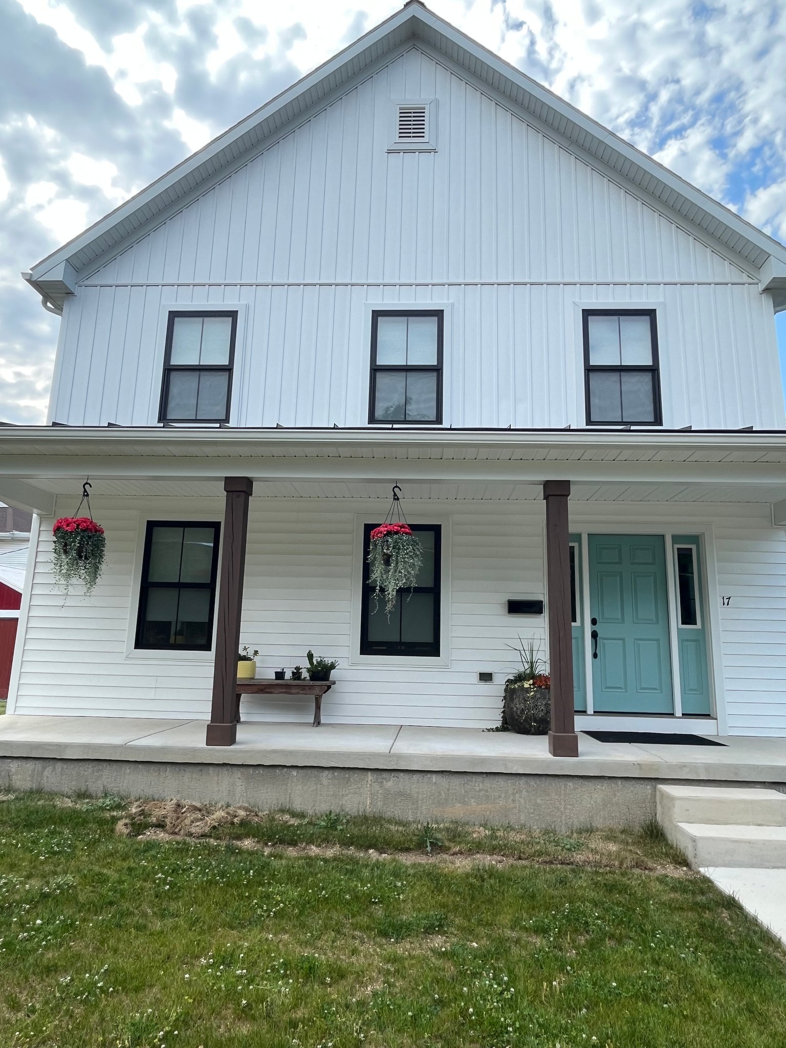 Akron House: 17 N 5th Street