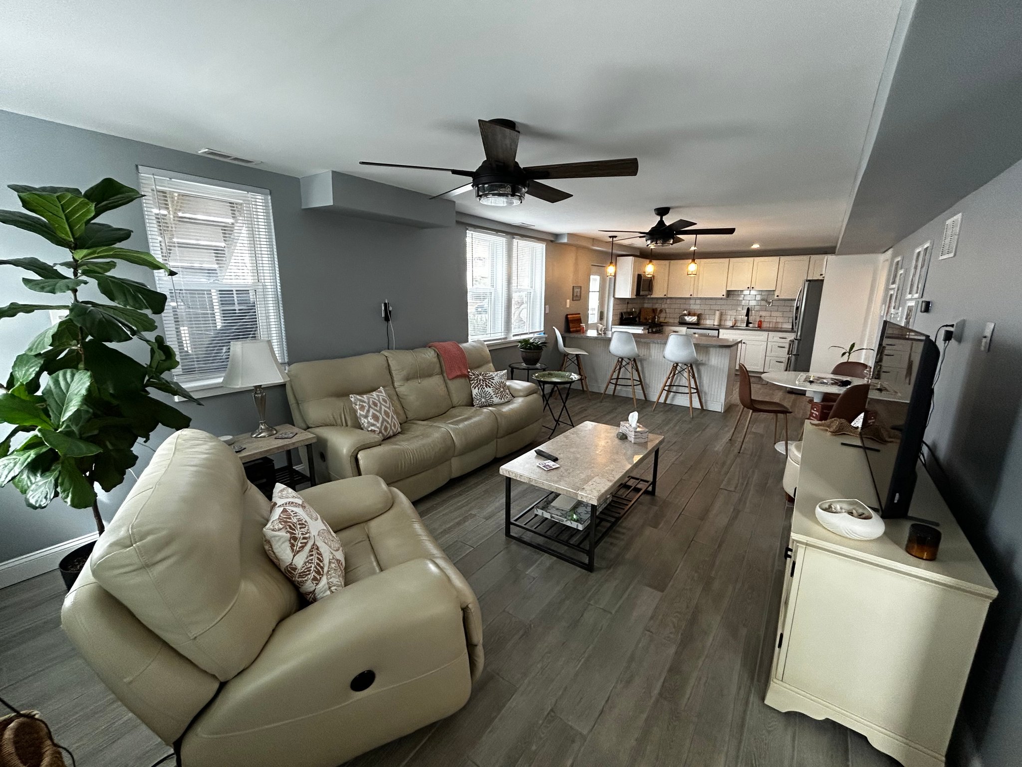 Ocean City Apartment: 637 Wesley Ave