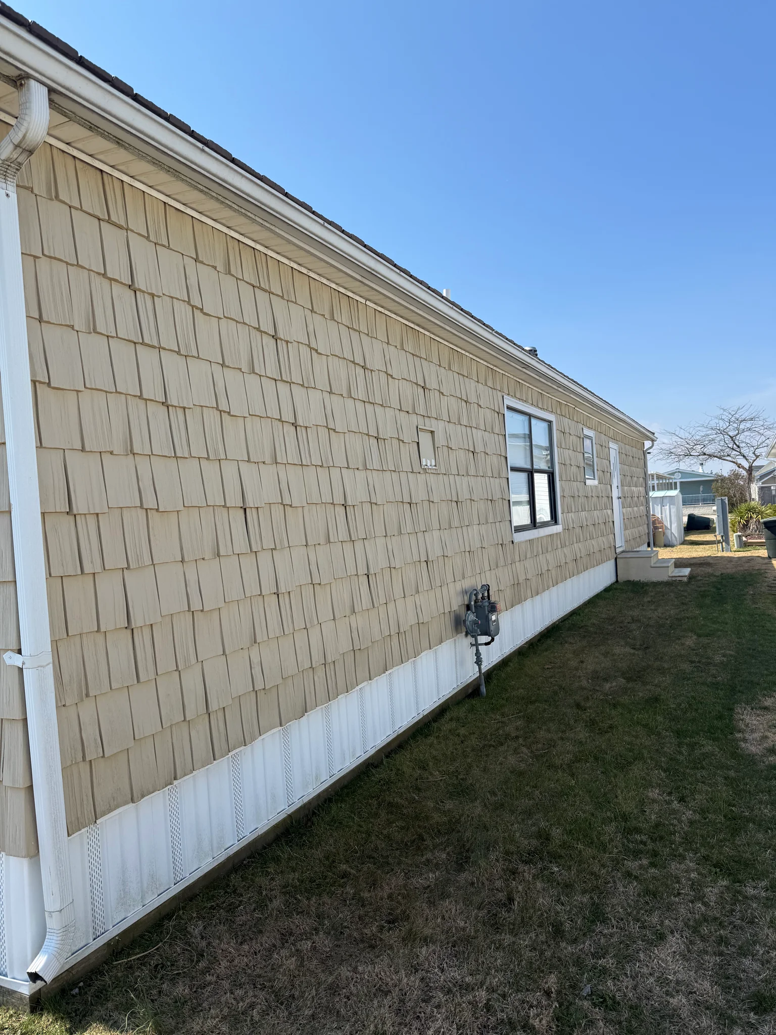 Seaford House: 24195 King Rd