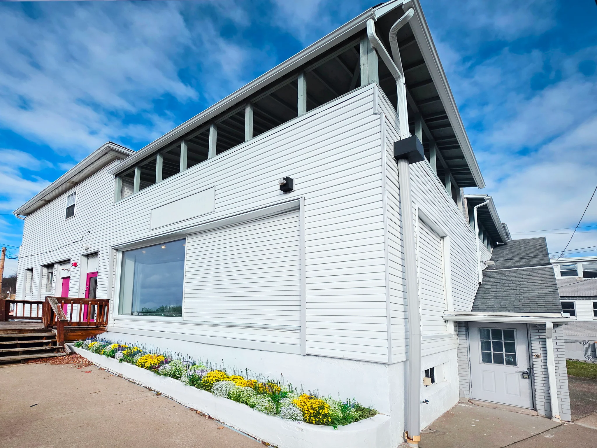 Fountain Hill Apartment: 1401 Broadway