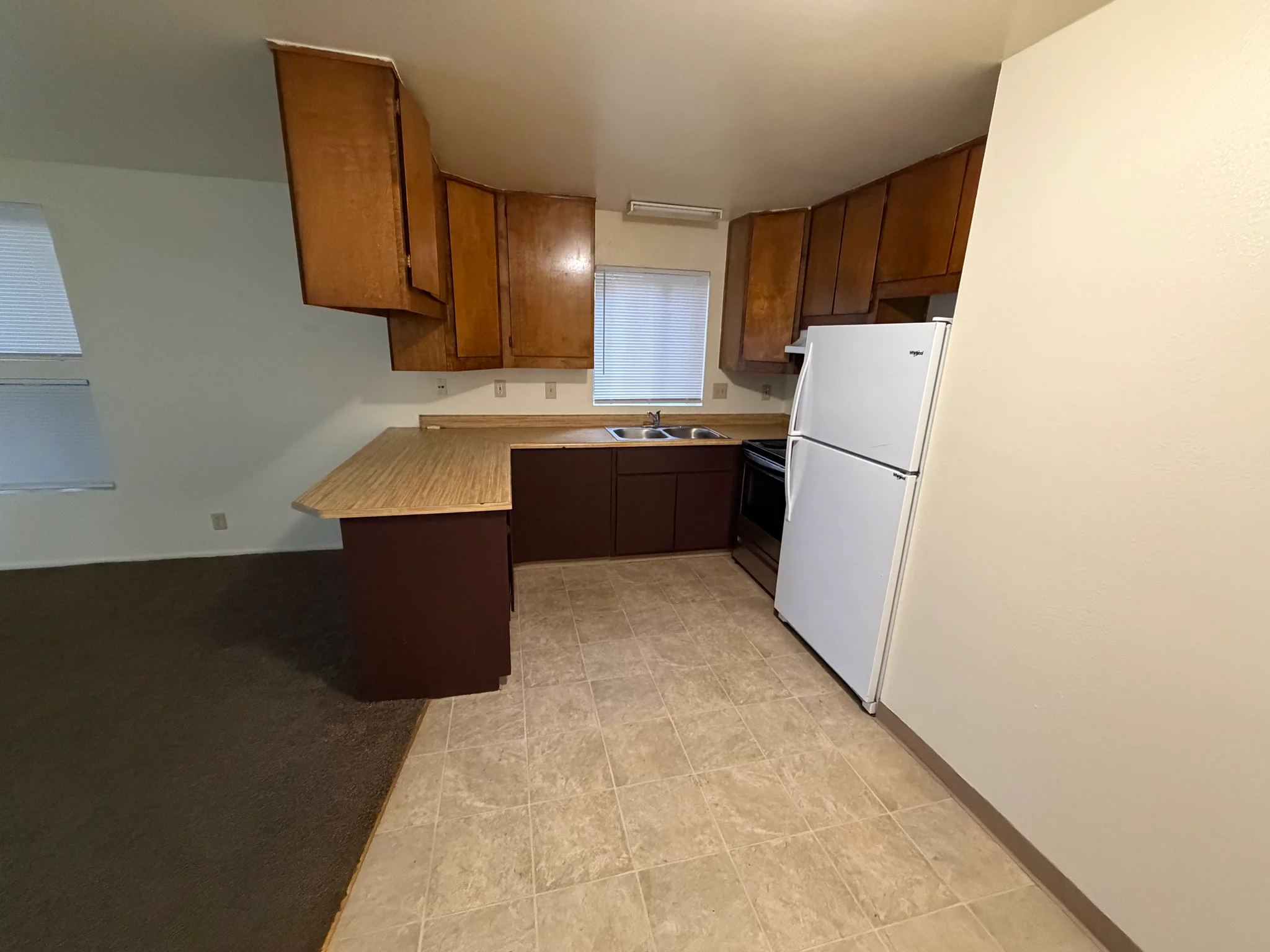 Vallejo Apartment: 122 Frisbie St