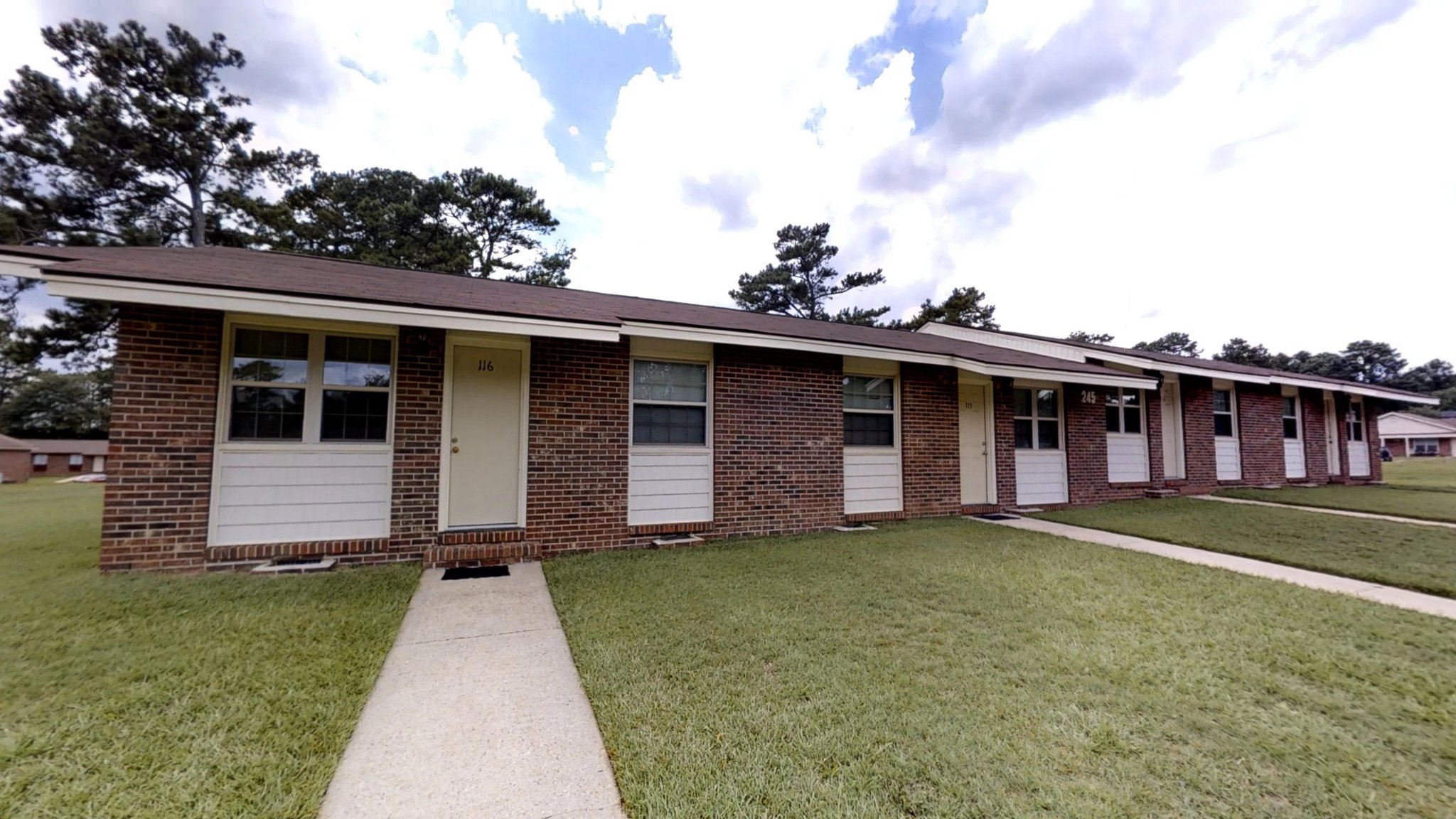 Fayetteville Multiplex: 362 Crabapple Circle