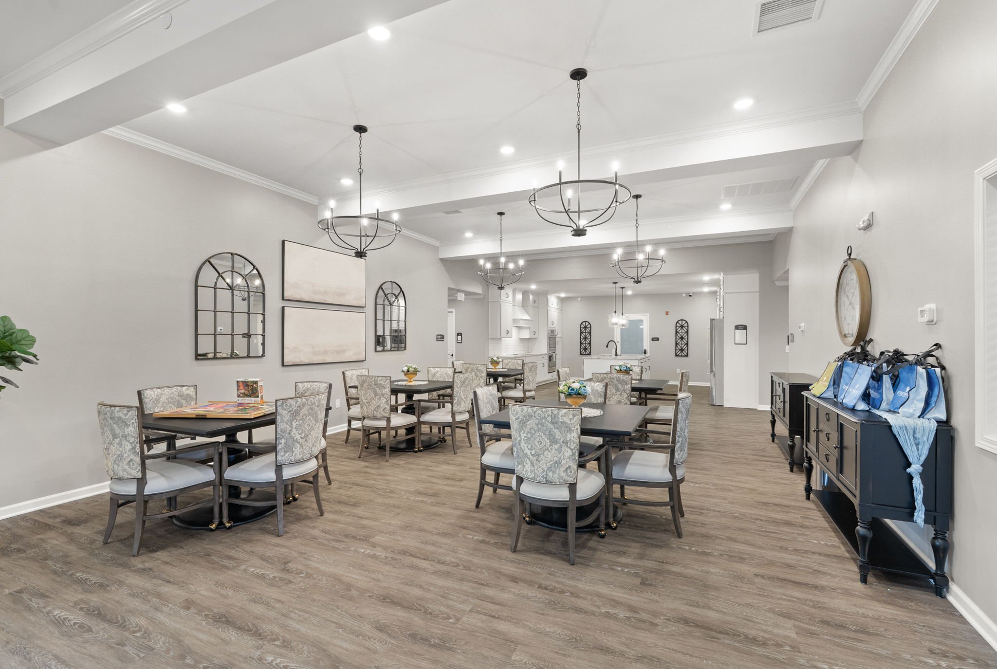 New Albany House: 3755 St Joe Road