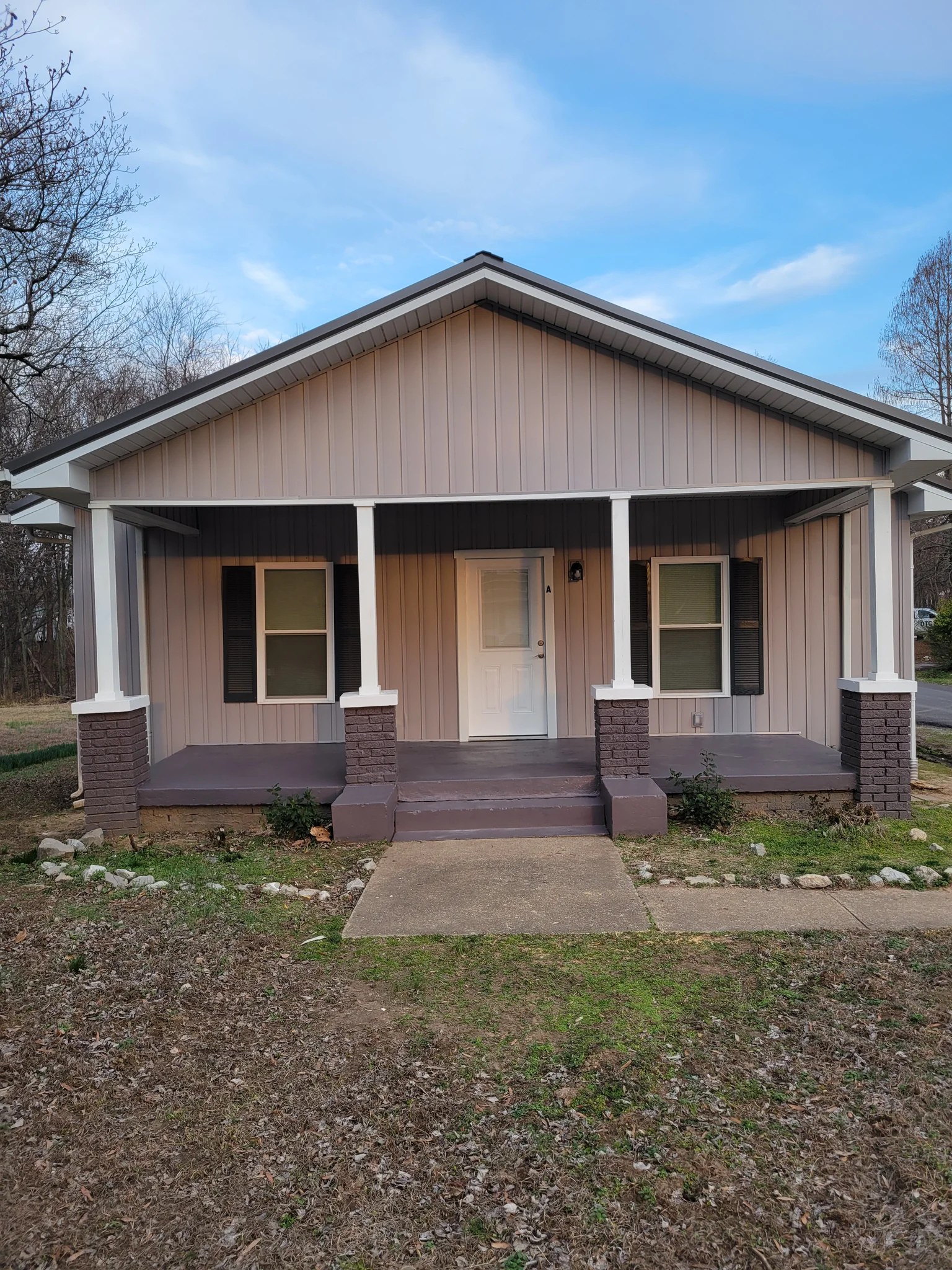 Paris Multiplex: 1013 Dunlap St