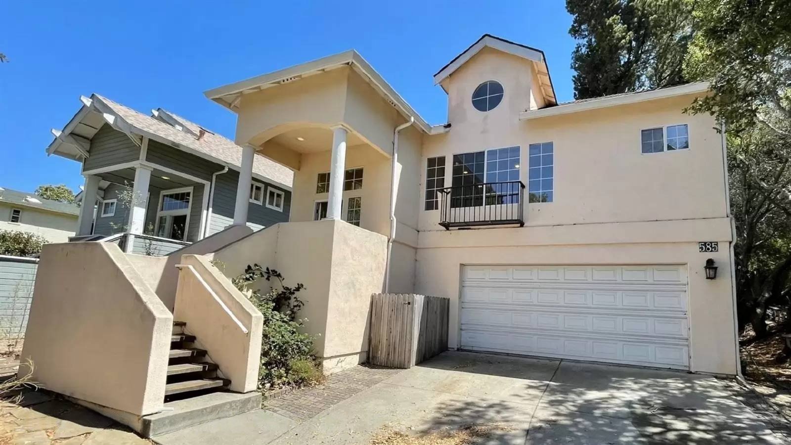 San Luis Obispo House: 585 Luneta Dr.