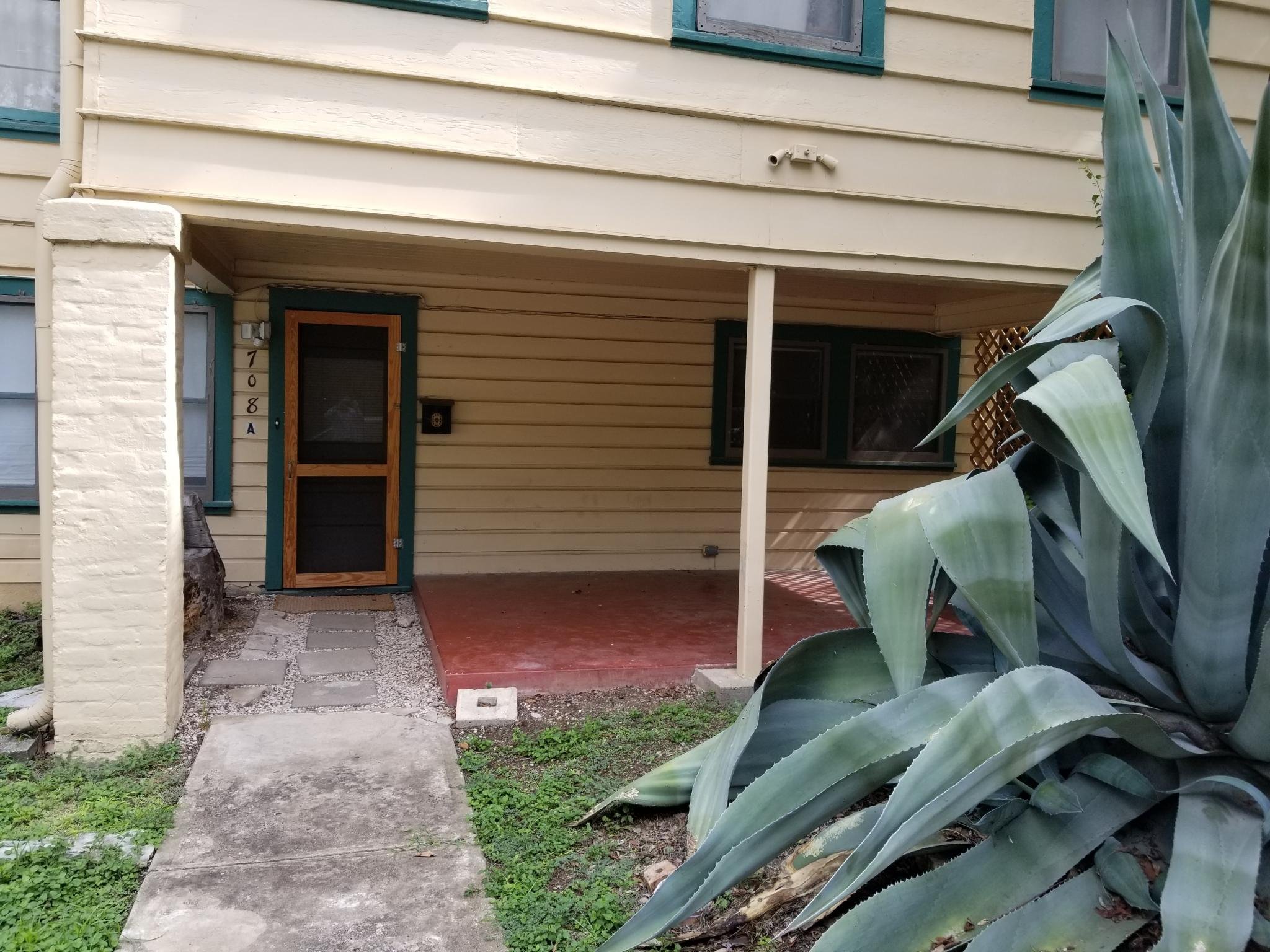 Austin Other: 708 W 8th St