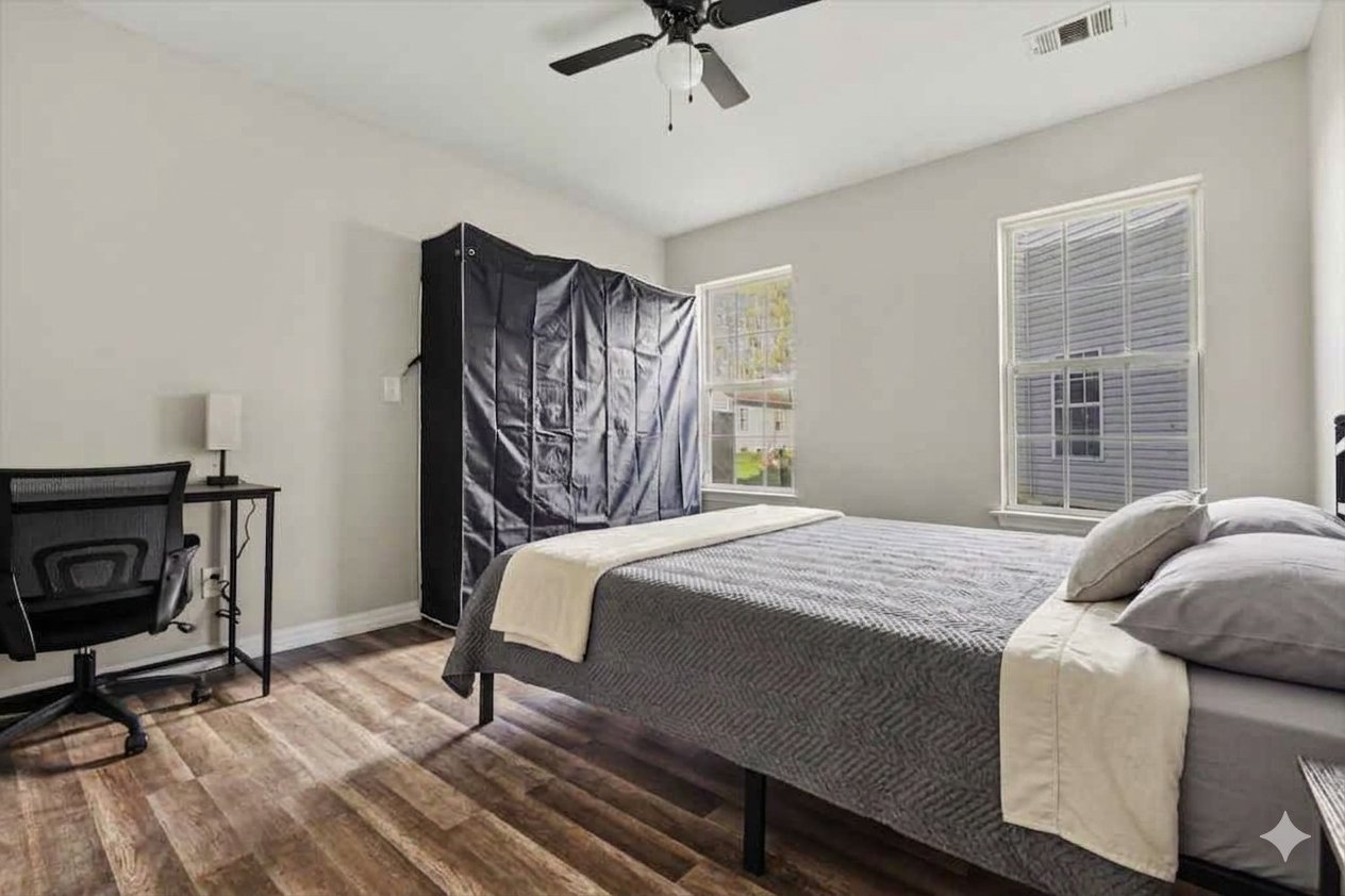 Charlotte House: 3014 Robin Terry Court