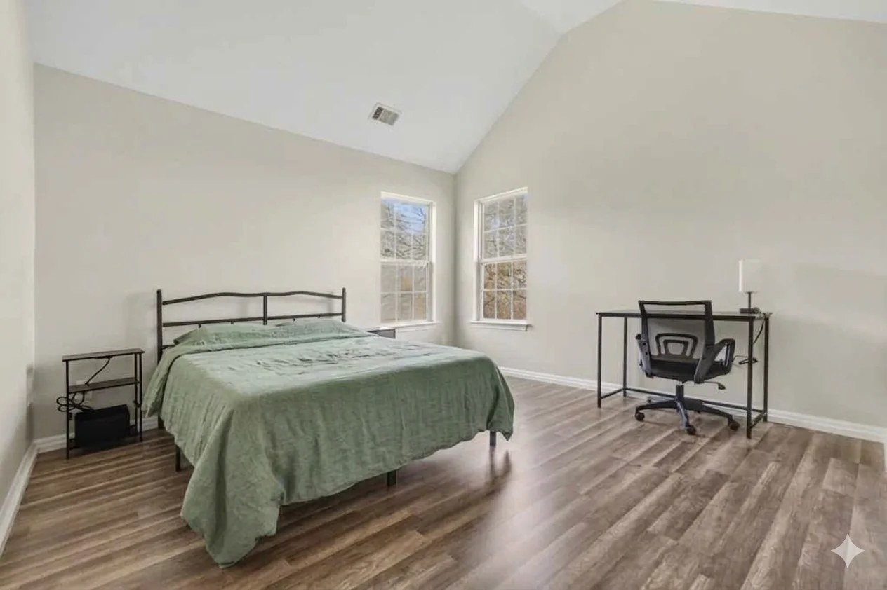 Charlotte House: 3014 Robin Terry Court