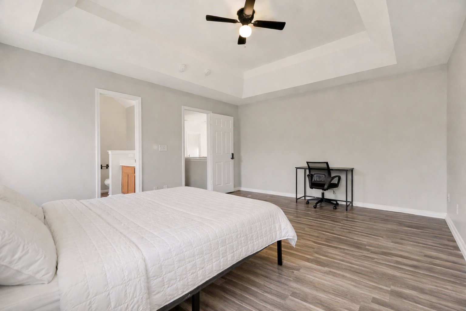 Charlotte House: 3014 Robin Terry Court