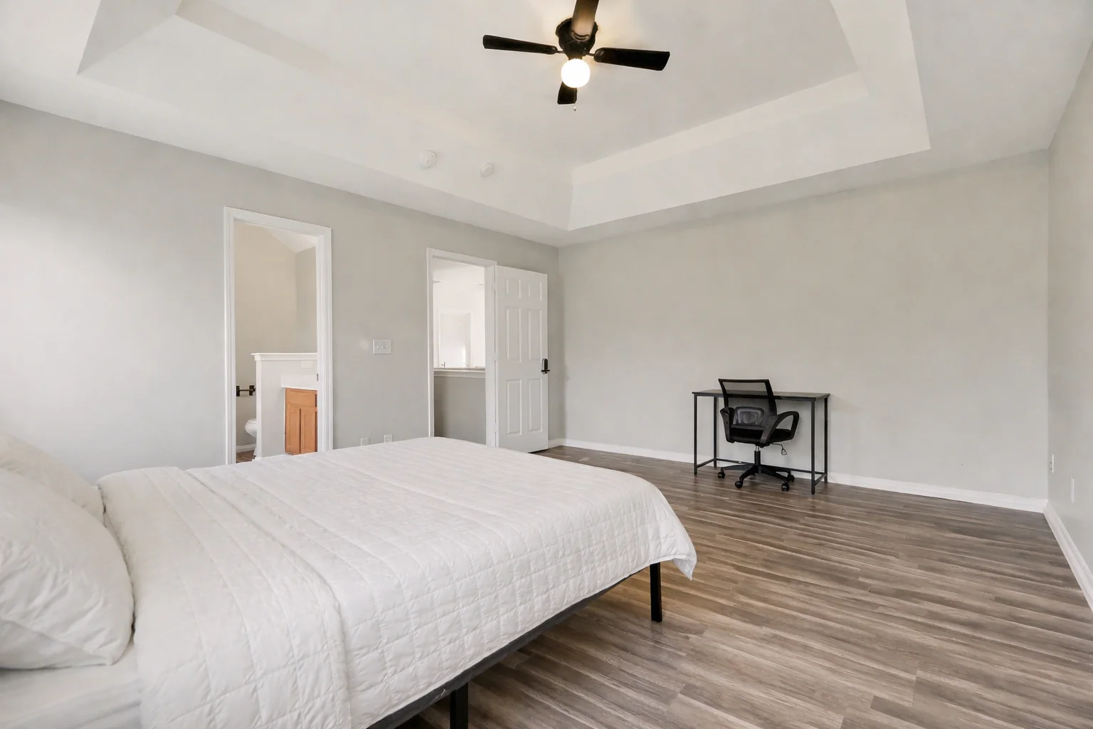 Charlotte House: 3014 Robin Terry Court