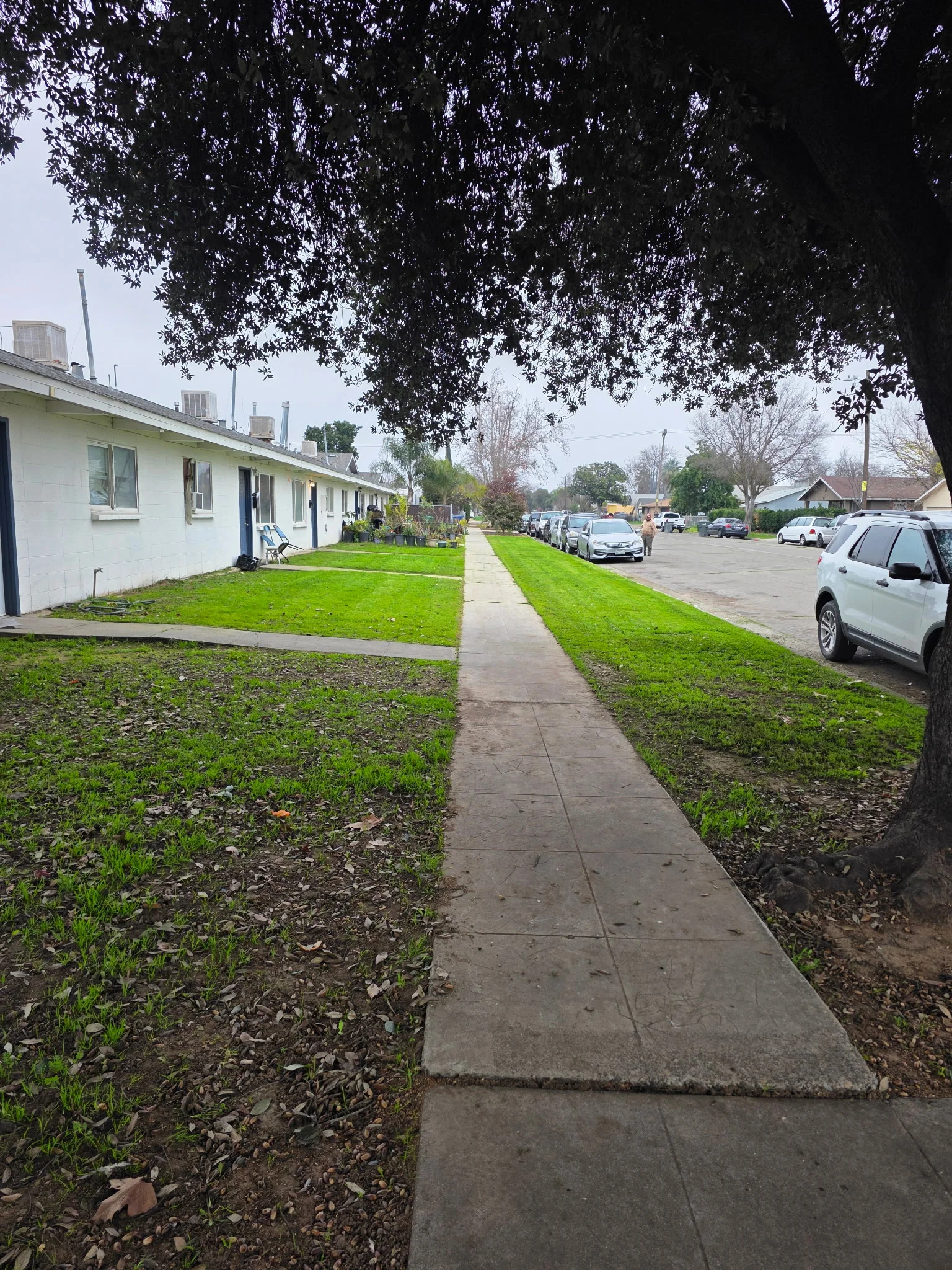 Fresno Apartment: 929 S Thorne Ave