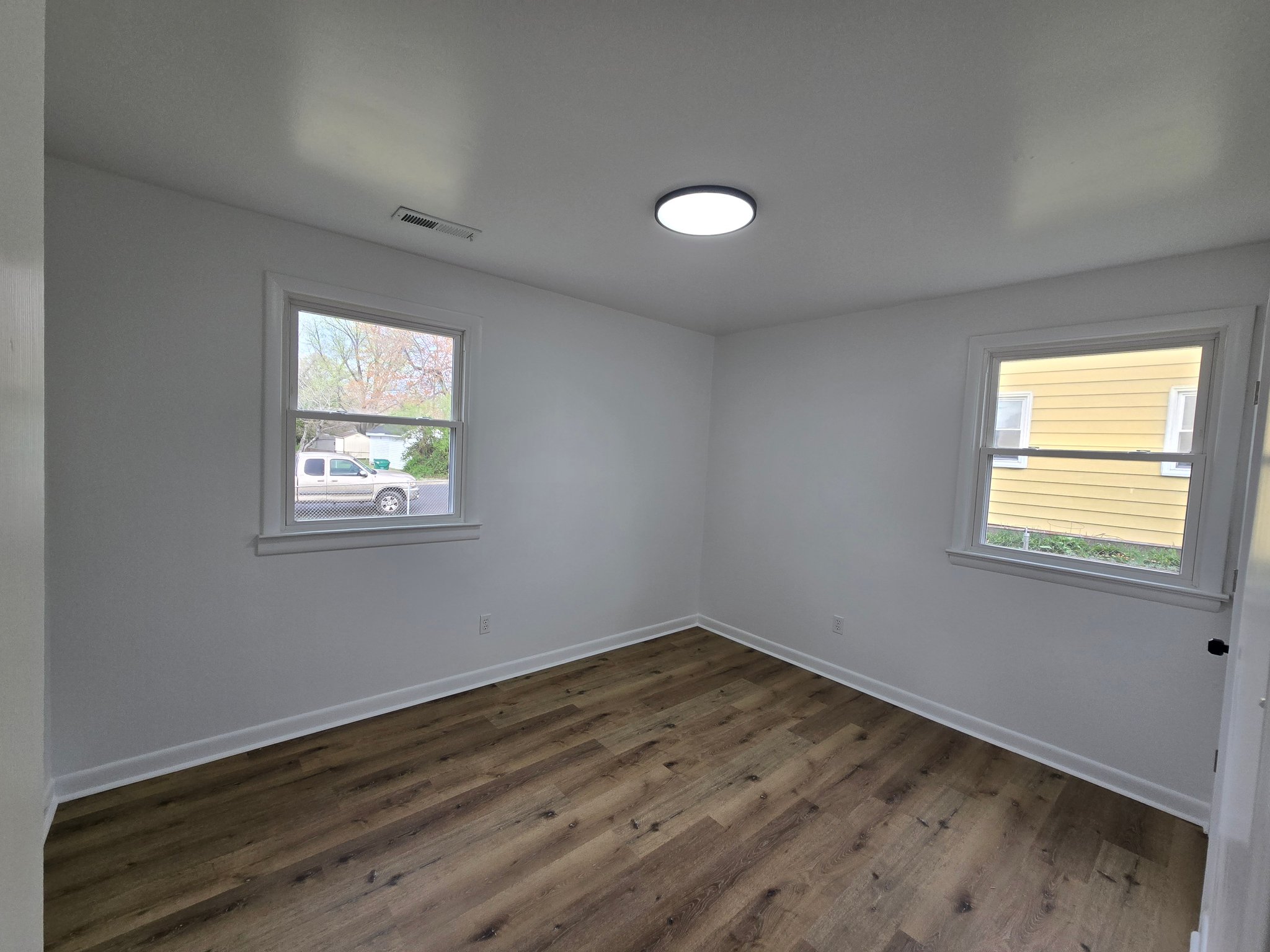 Hopewell Single Room: 602 Stonewall Ave
