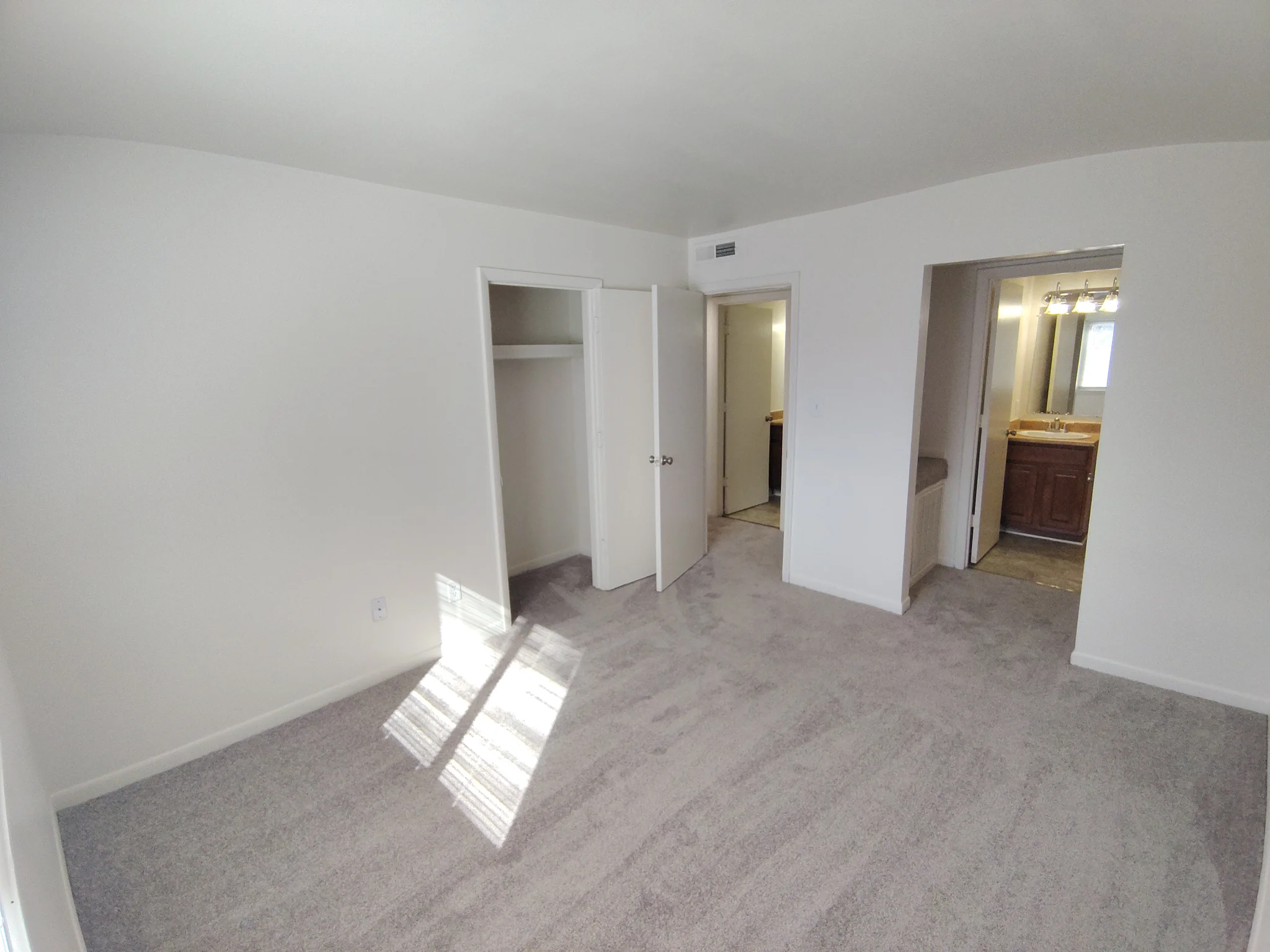 Lynchburg Apartment: 600 Reusens Road