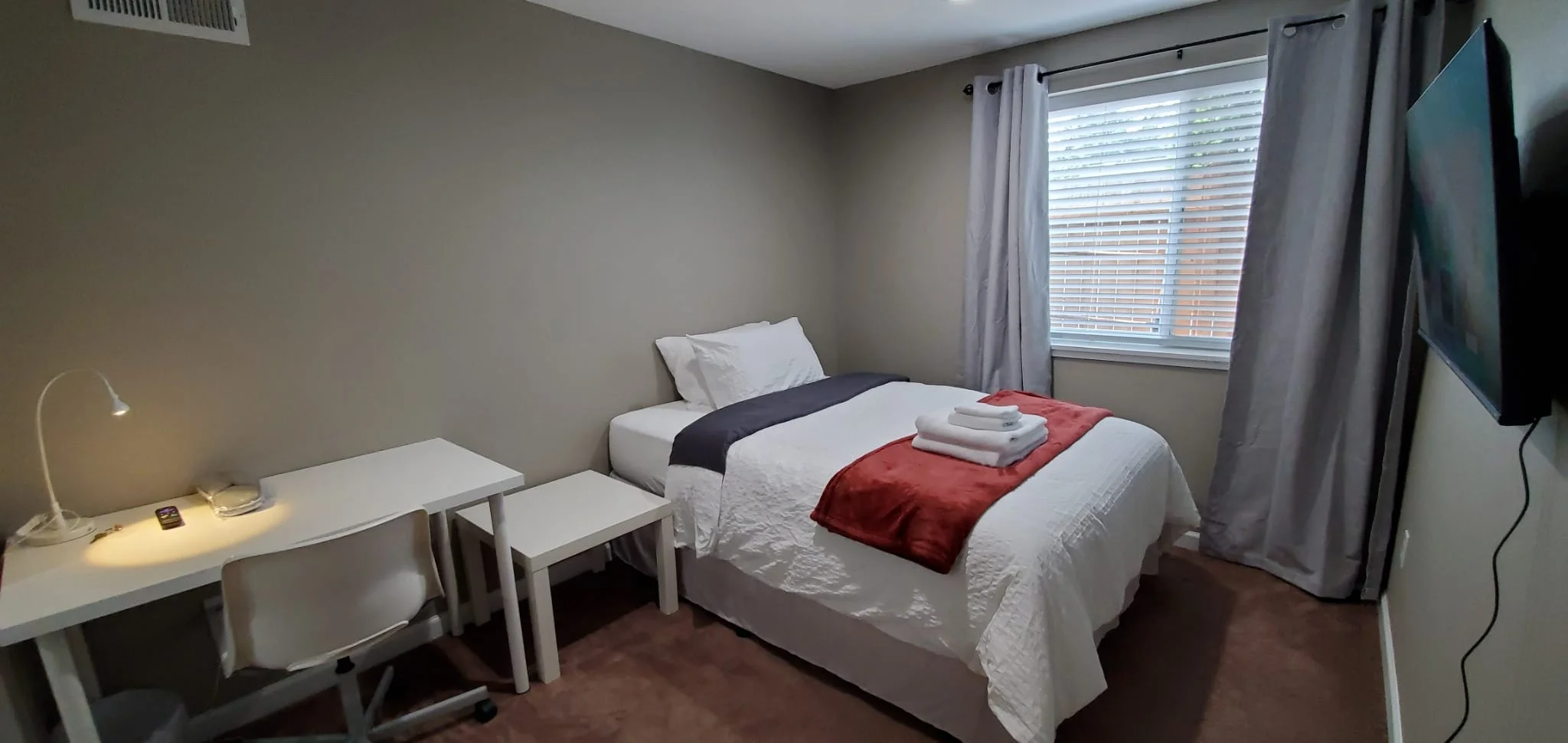 Shoreline House: 1803 North 200th Street