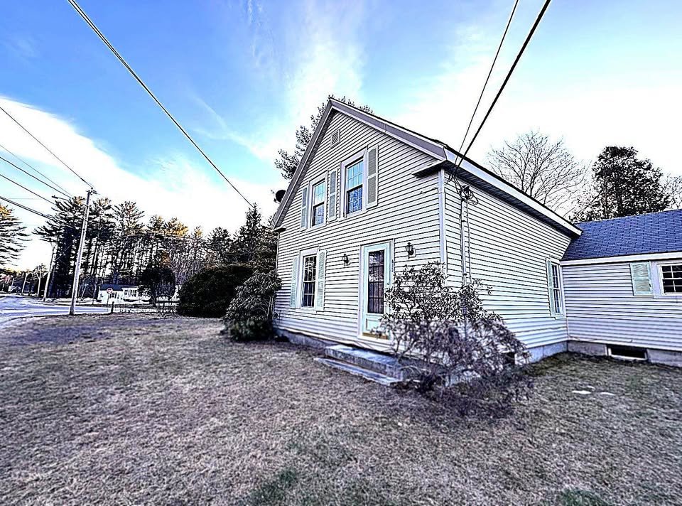 Poland House: 716 Empire Road