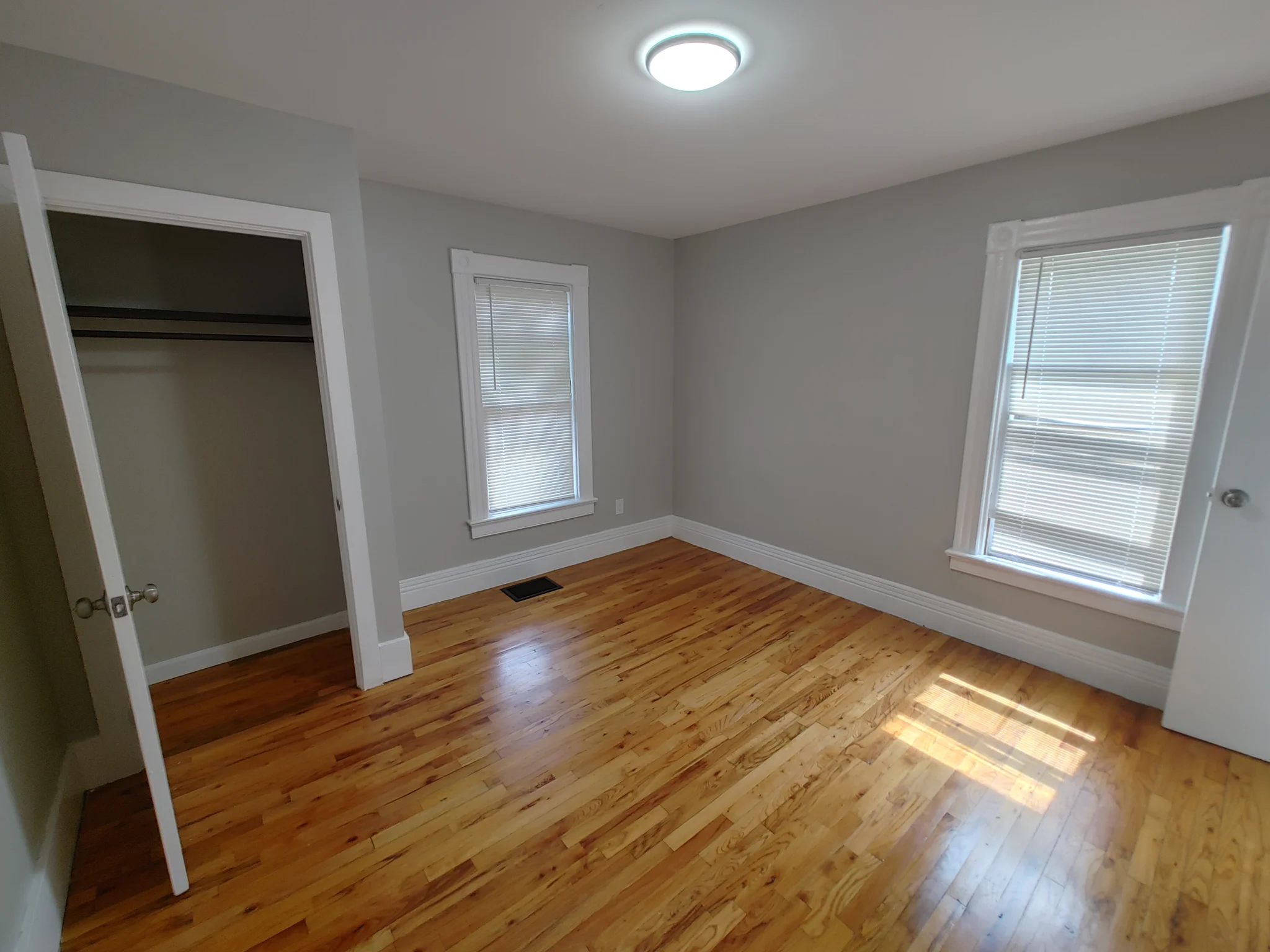 Rochester Apartment: 14 OXFORD ST, APT 2, ROCHESTER, NY 14607
