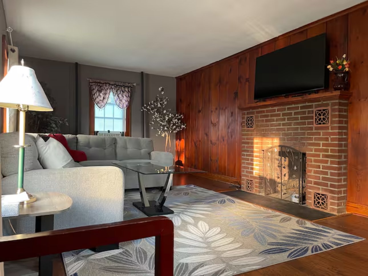 South Burlington House: 1626 williston road