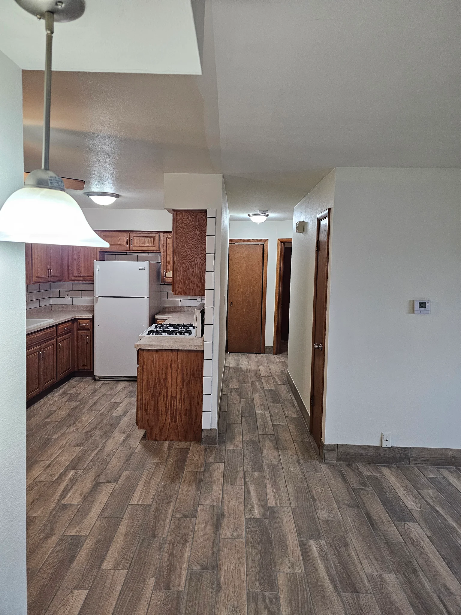 MILWAUKEE Apartment: 4812 N. 104TH ST #4