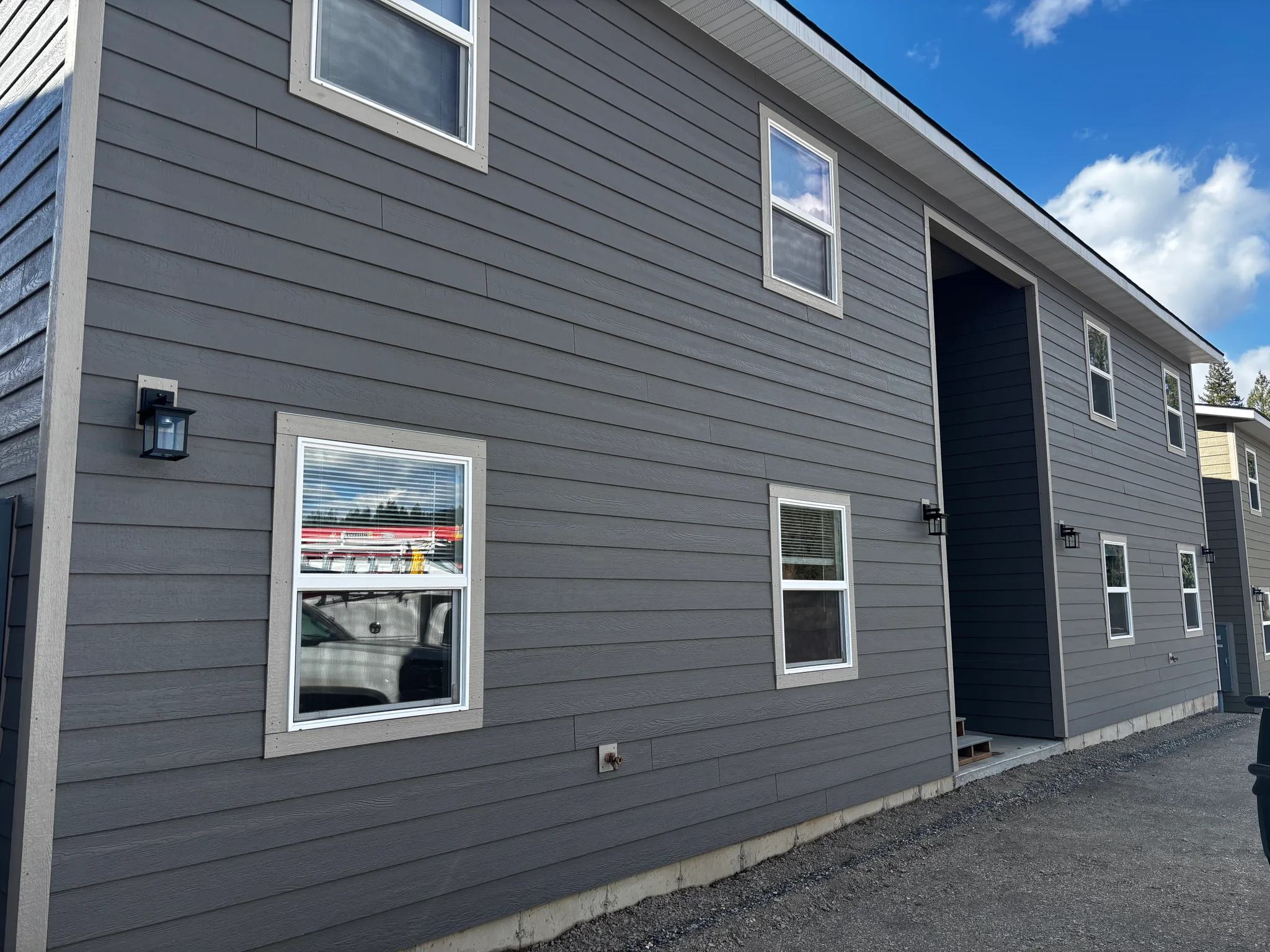 Libby Multiplex: 1040 W 2nd St Ext