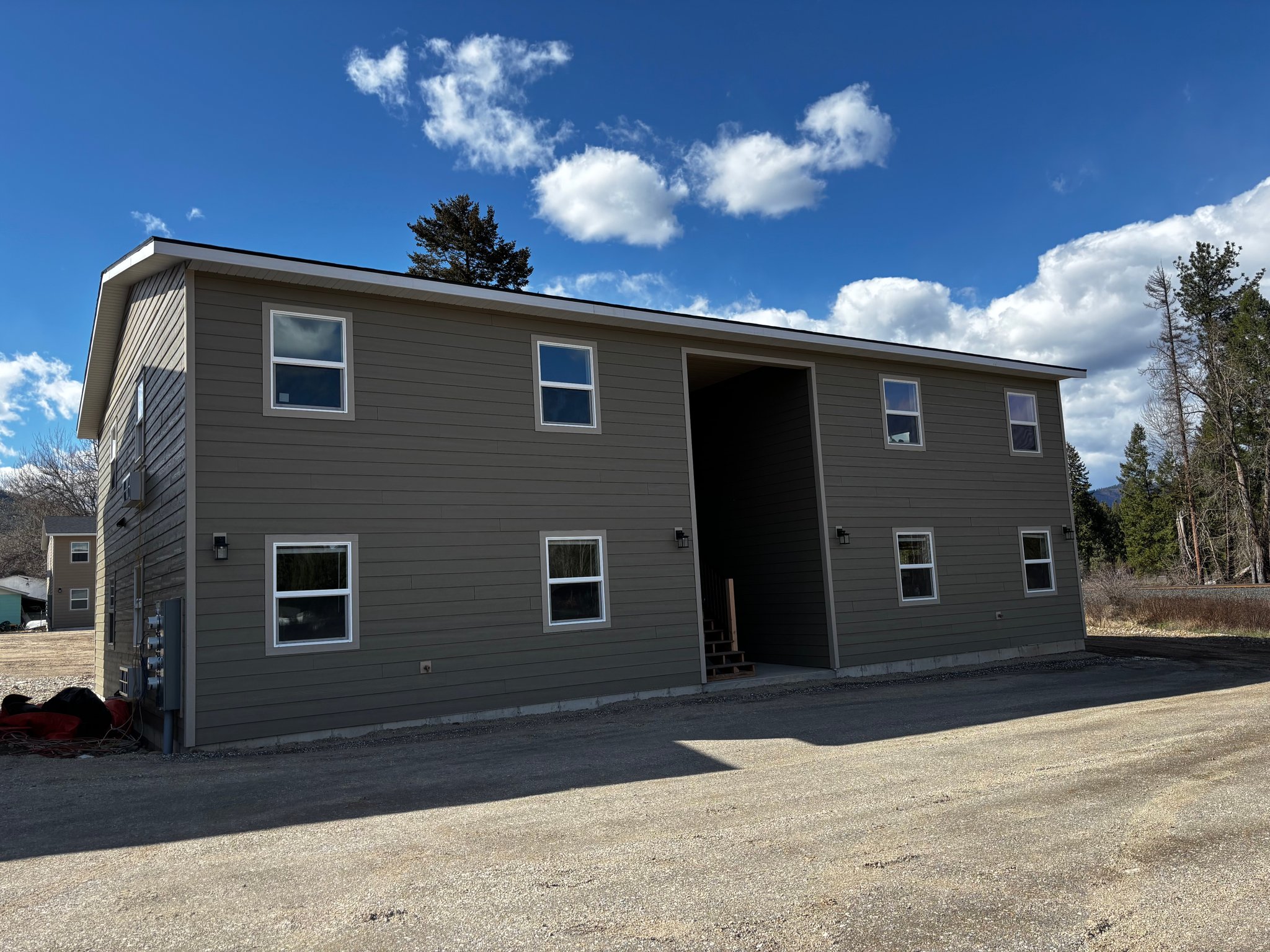 Libby Multiplex: 1040 W 2nd St Ext