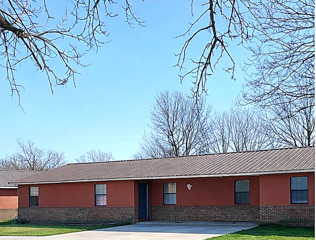 Hoxie Multiplex: 208 NE 2nd St