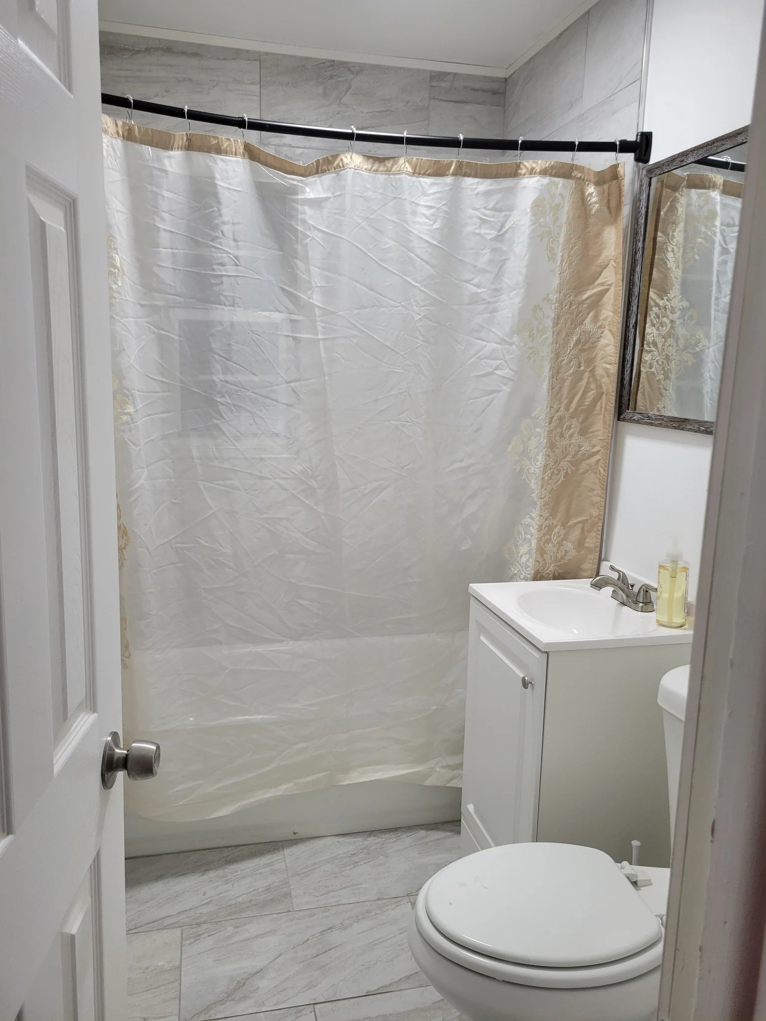 Lakeland House: 5445 Old Highway 37