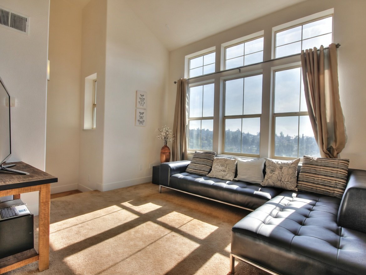 Oakland Townhome: 6115 OLD QUARRY LOOP