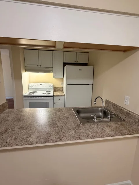 Metairie Apartment: 718 Central Ave, New Orleans LA